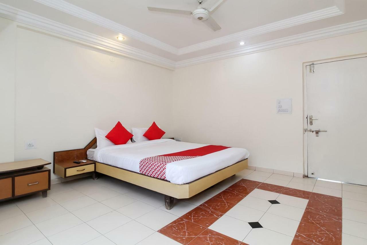 Oyo 29615 Chandraphool Garden Alandi Exterior photo
